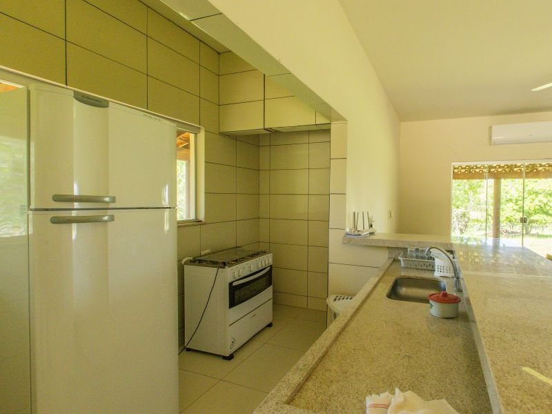 Cozinha ampla e equipada da casa